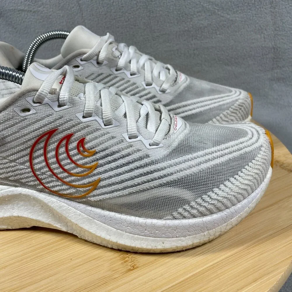 Topo athletic cyclone